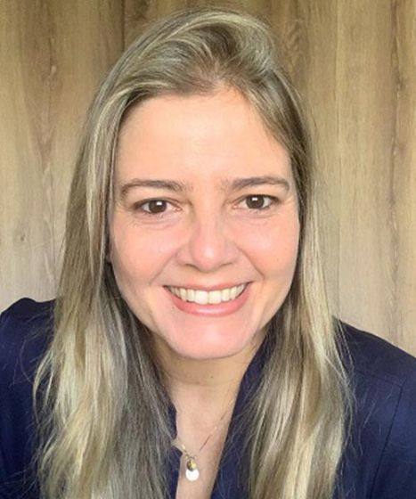 Instant Pain Relief with Akabane Needles in Auriculotherapy